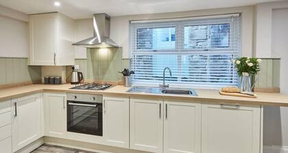 Host & Stay | Sion Hall Cottage