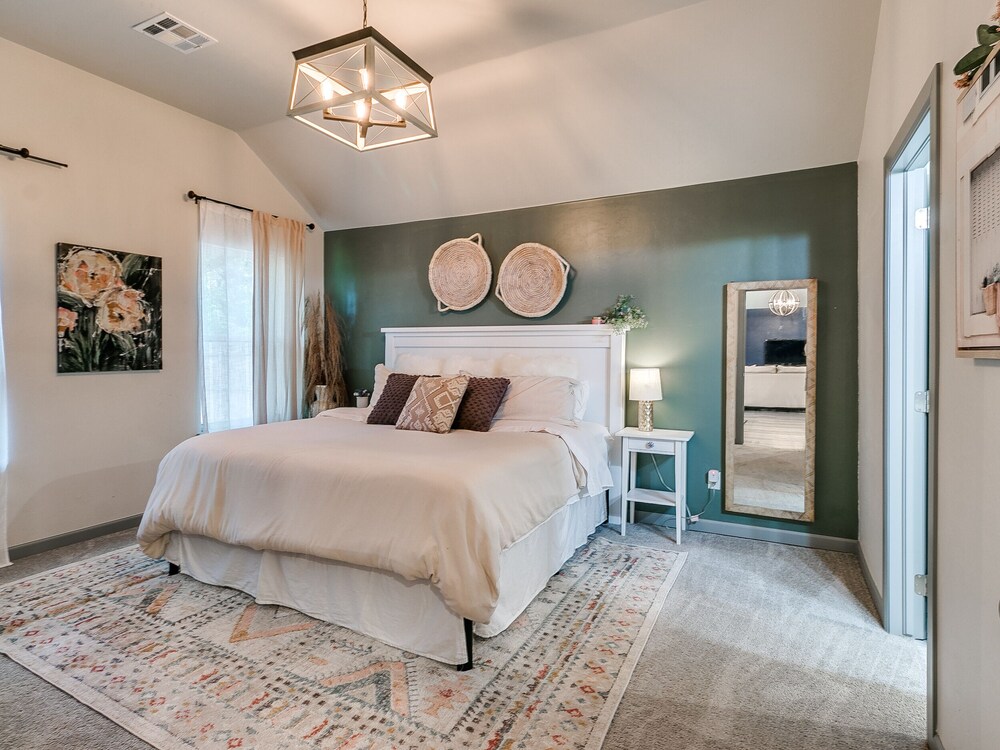 Fabulous Fallview in the heart of Edmond Edmond 2024 Prices Vrbo