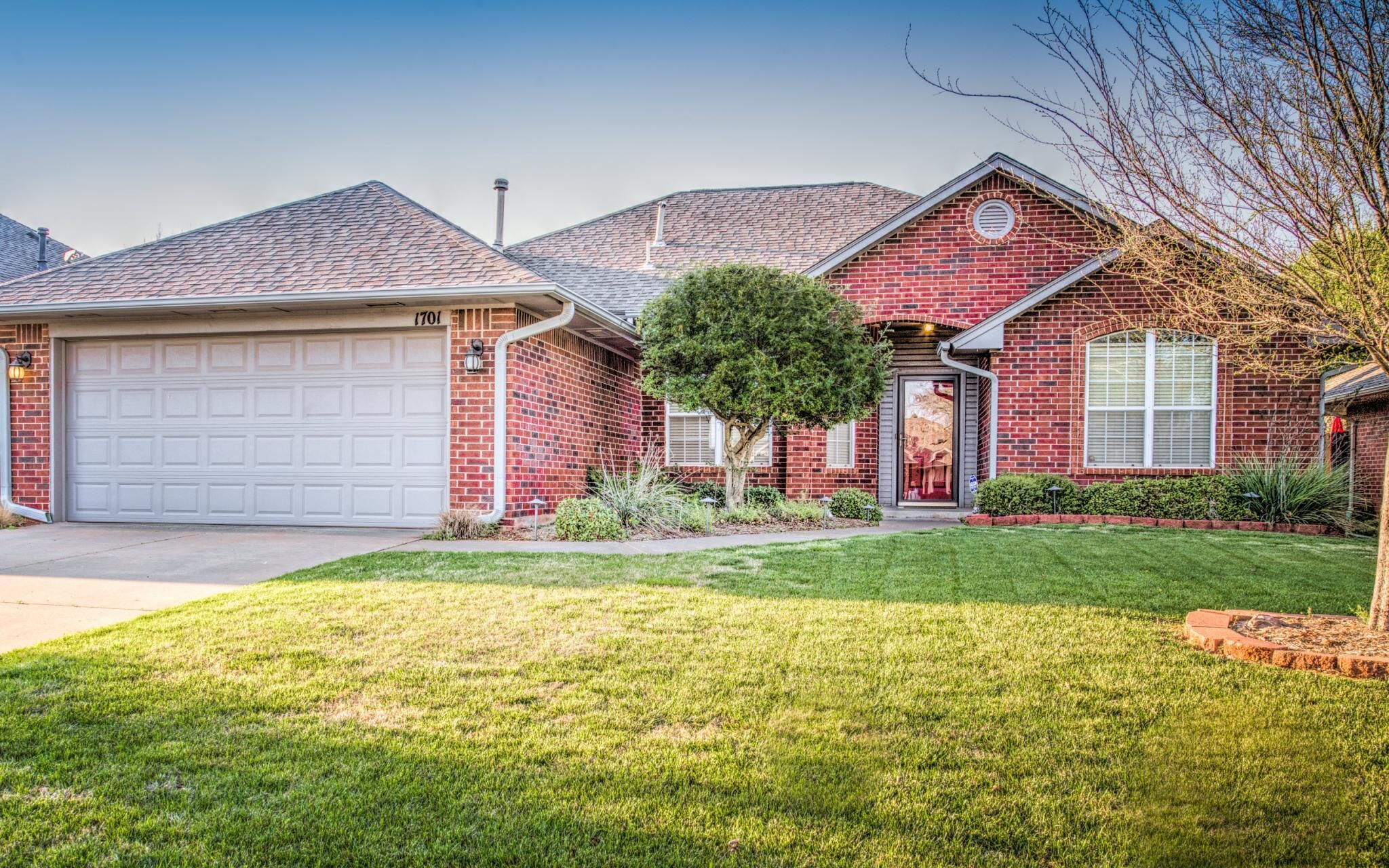 Your Serene Haven in the Bustling Heart of Edmond
