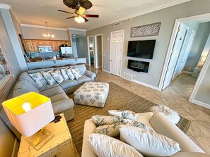 Smart TV, DVD player