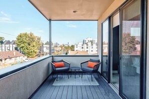 Property grounds - Luxe Getaway | Yard + Roof Deck | 4 Story Townhome (Denver)