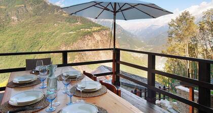 Appartement "Sweet Somma Mountain Lodge 2" avec vue sur les montagnes, terrasse privée et Wi-Fi.