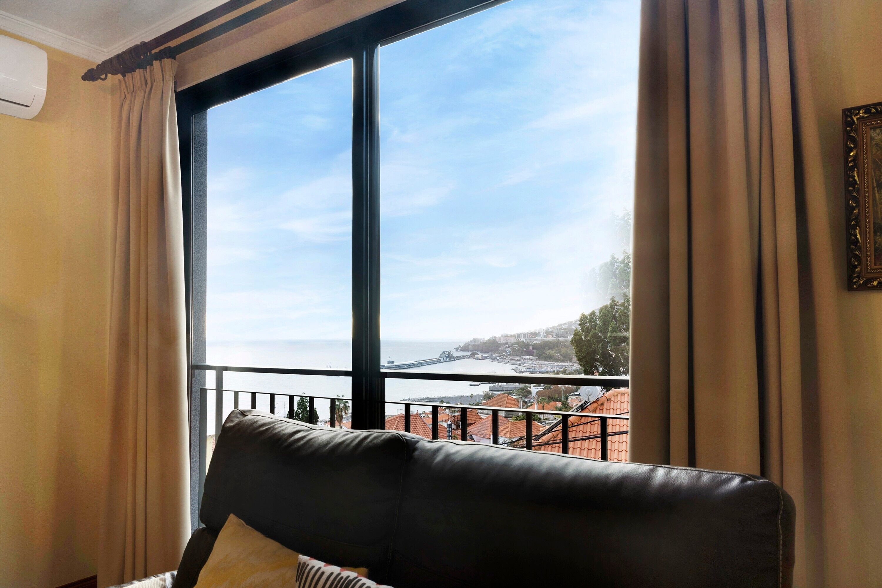 Televisor, reproductor de DVD i estèreo 