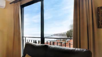 TV, DVD player, stereo