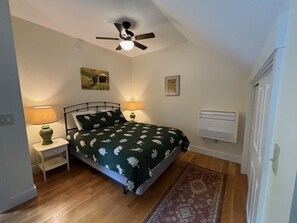 3 bedrooms, iron/ironing board, WiFi