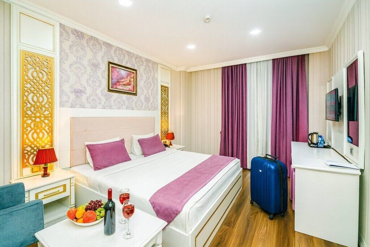 Standard Double or Twin Room | Premium bedding, minibar, in-room safe, soundproofing