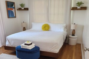 2 camere, una scrivania, ferro/asse da stiro, Wi-Fi gratuito