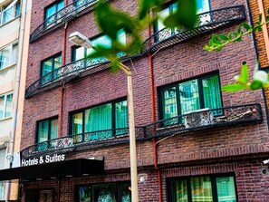 Fachada de la propiedad