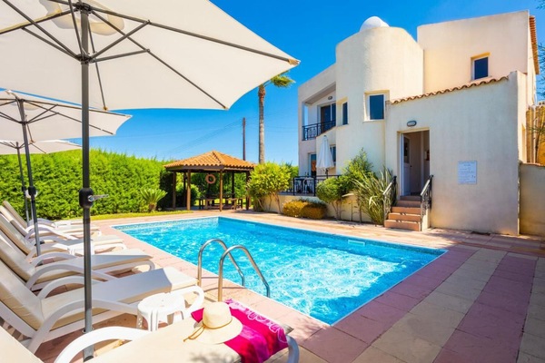 Beautiful villa with private pool and terrace