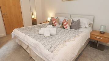 3 bedrooms, individually decorated, individually furnished, free WiFi