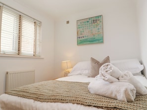 3 Schlafzimmer, individuell dekoriert, individuell eingerichtet