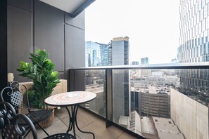 Basic Apartment, 2 Queen Beds | Property grounds