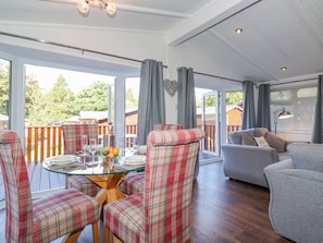 Dining - Fell Foot Lodge (Windermere)