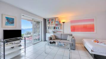Family Apartment, 1 Bedroom, Microwave, Mountainside (Casa brighella Brissago with Lake) | 1 bedroom, iron/ironing board, bed sheets