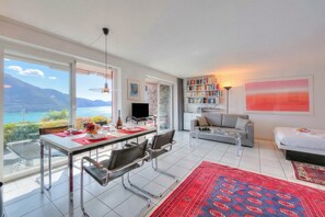 Apartamento familiar, varias habitaciones, junto a la montaña (Casa brighella) | Restauración