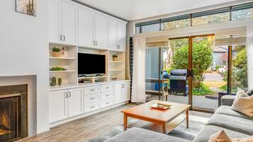 TV, fireplace, foosball, table tennis