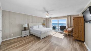 5 bedrooms, iron/ironing board, free WiFi, bed sheets