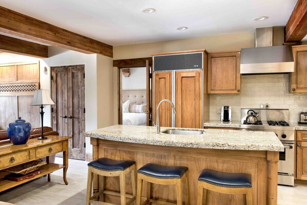 Suite, 1 Bedroom | Private kitchen - One Bedroom King Suite 1 Apartment Hotel by RedAwning (Park City)