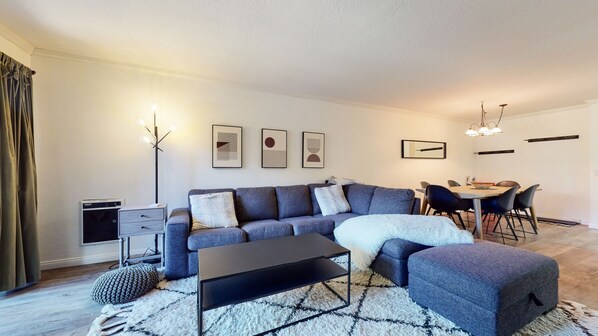 Condo, 1 Bedroom