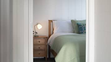 3 habitaciones, decoración personalizada y muebles diferentes