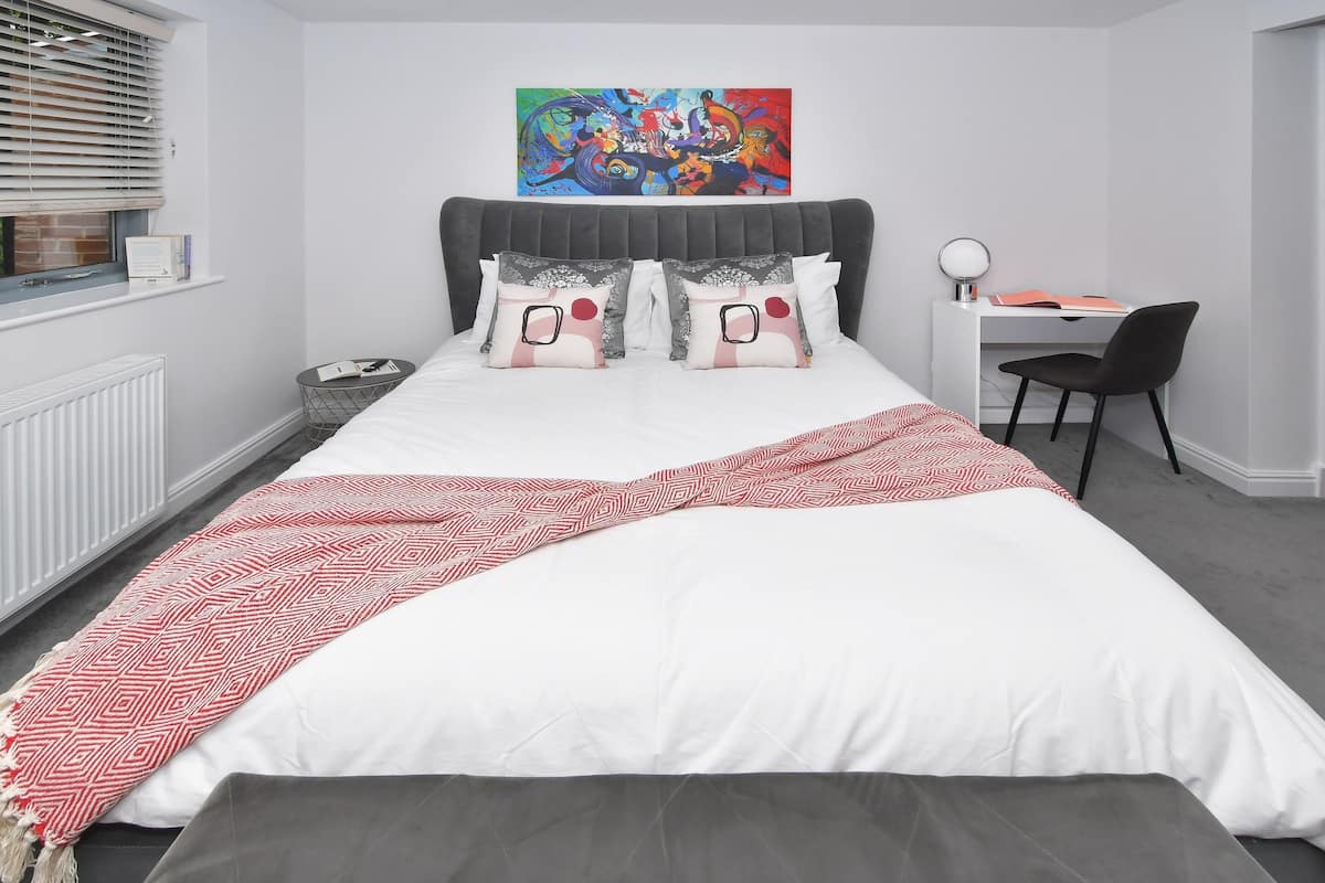 Nhà, phòng tắm riêng (Four Bedroom) | 1 phòng ngủ 