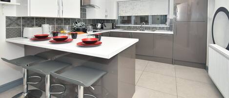 Casa, baño privado (Four Bedroom) | Cocina compartida