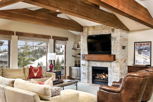 Interior - Deluxe One Bedroom Suite 1 Apartment Hotel by RedAwning (Park City)