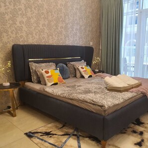 Fer et planche à repasser, Wi-Fi gratuit, draps fournis