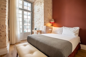 Quarto solteiro júnior | Escrivaninha, quartos à prova de som, Wi-Fi de cortesia, roupa de cama