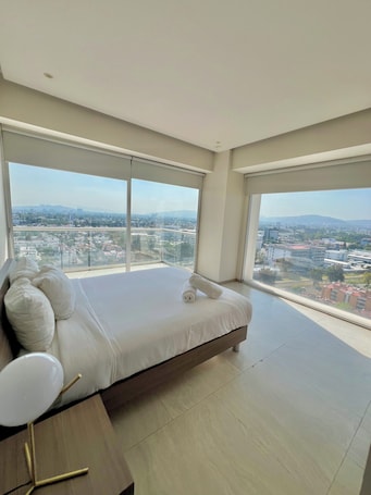 Deluxe Apartment | 1 bedroom, premium bedding, in-room safe, iron/ironing board