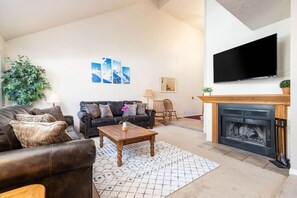 Smart TV, fireplace, table football