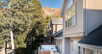 Wasatch Grove - Prvt Hot Tub, Close to Resorts!