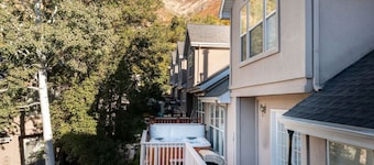 Wasatch Grove - Prvt Hot Tub, Close to Resorts!