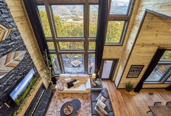 Smart-TV, Kamin, Videospiele