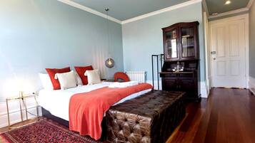 Individually decorated, individually furnished, free WiFi