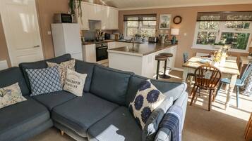 Cottage | Interior