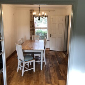 House | Dining