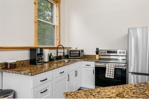 Fridge, microwave, oven, stovetop - Updated! SpiderLakeLoft | Sauna | Beach | No Bunks (Traverse City)