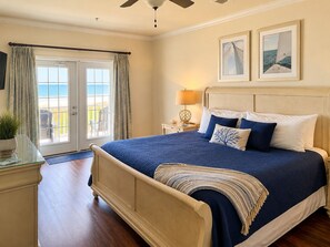 8 bedrooms, WiFi, wheelchair access