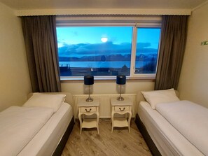 Basic Room, 2 Single Beds - Nort Inn Guesthouse (Akureyri)