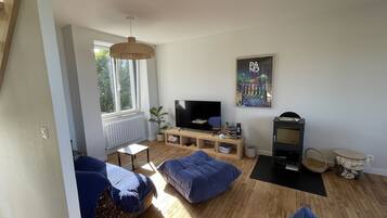 5 chambres, bureau, fer et planche à repasser, Wi-Fi gratuit