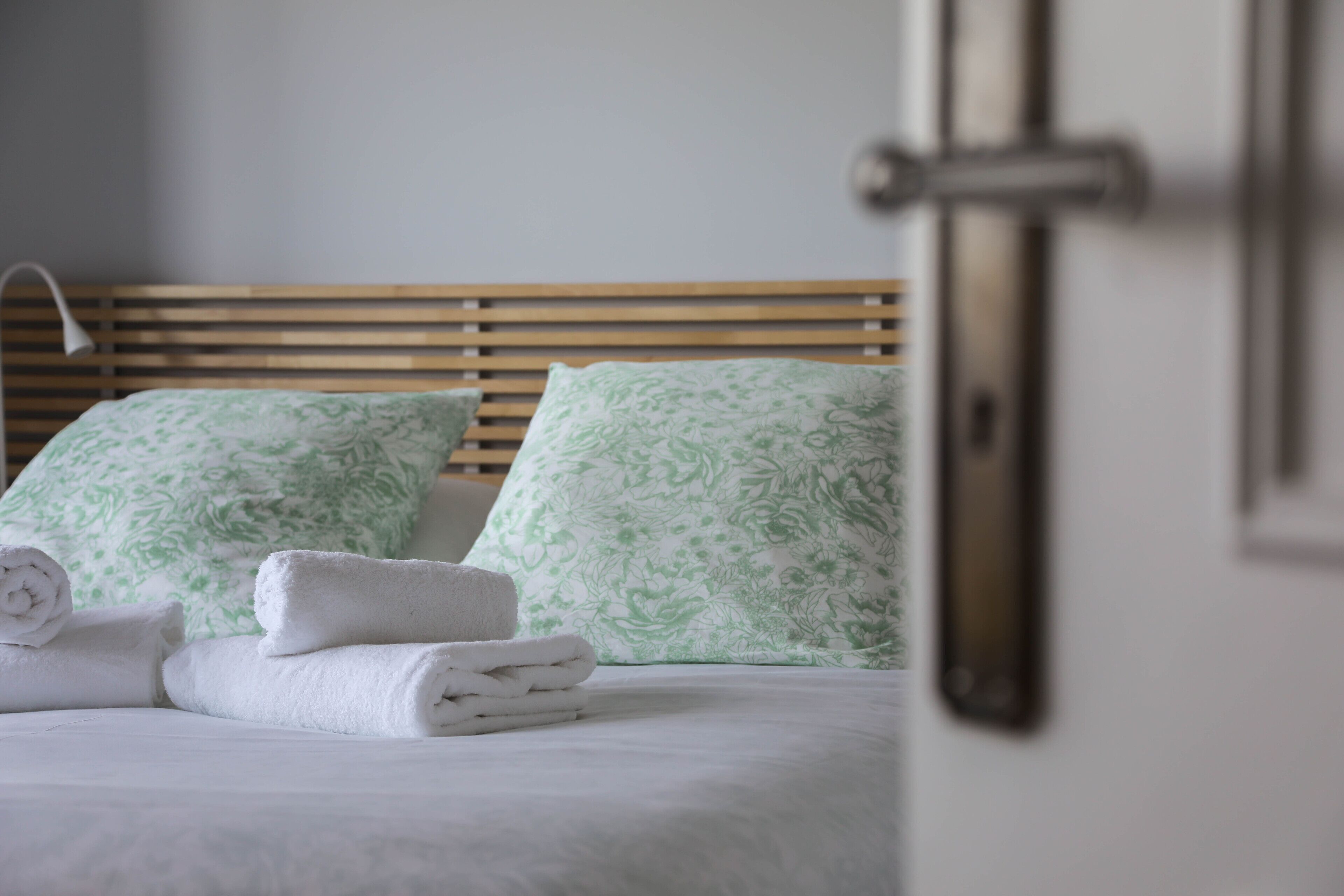 5 chambres, bureau, fer et planche à repasser, Wi-Fi gratuit