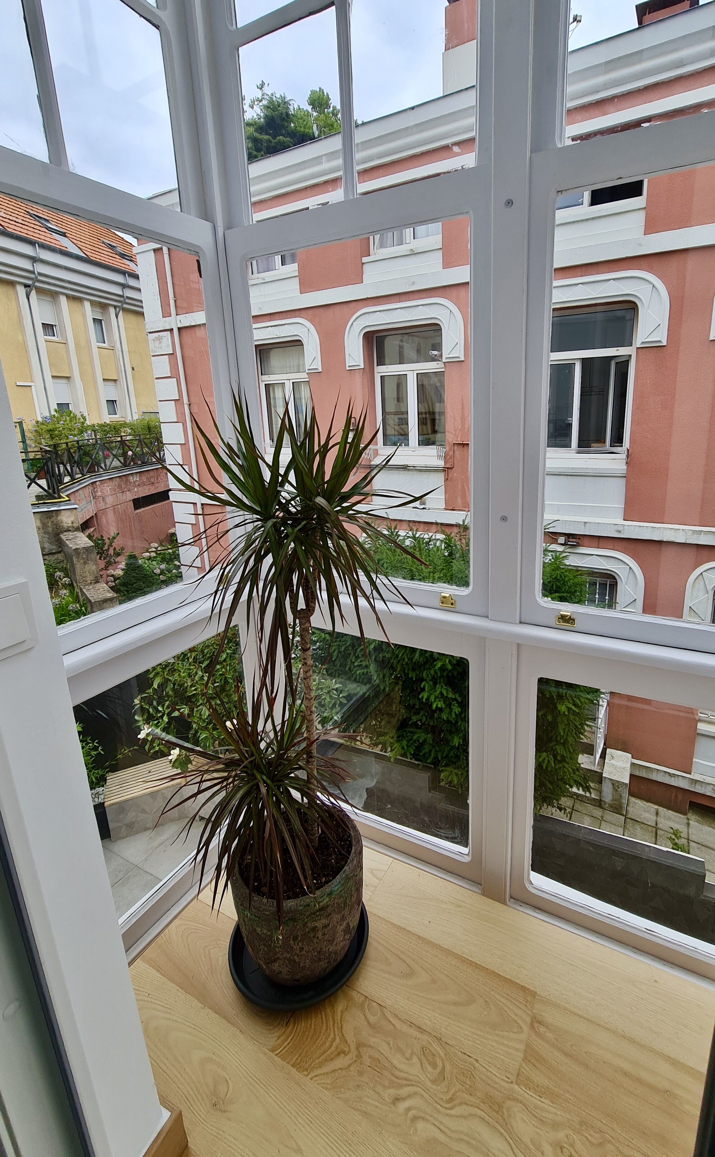 gallery double room | premium bedding, individually decorated, individually furnished, desk