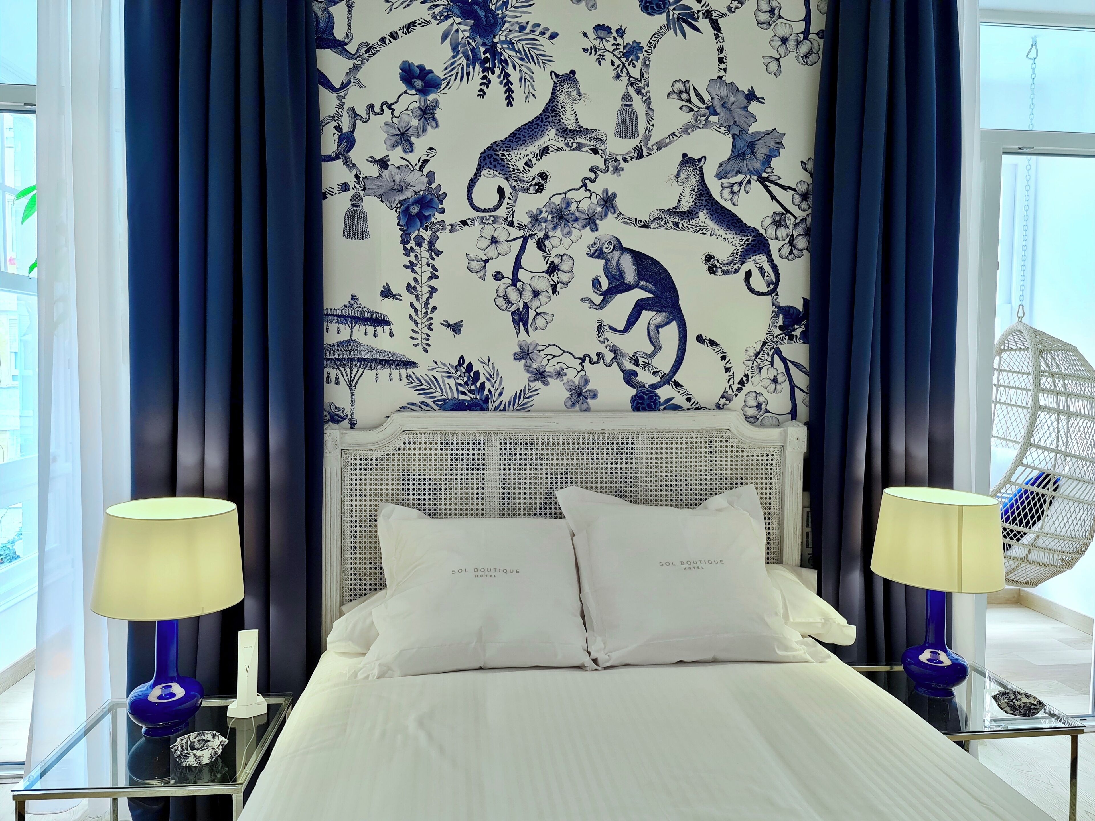 أغطية فراش متميزة وبديكورات فريدة لكل غرفة وطراز فريد لكل وحدة ومكتب