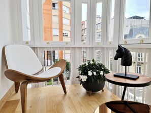 Premium bedding, individually decorated, individually furnished, desk - Hotel Sol Boutique (Santander)