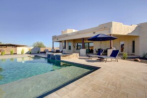 Pool - Private Pool! Oasis-Like Group Getaway in Phoenix (Phoenix)