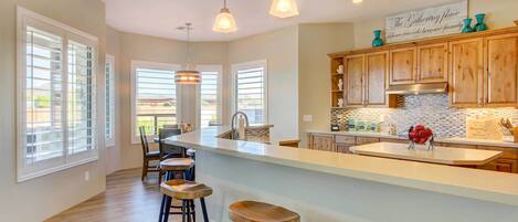 Fridge, microwave, stovetop, dishwasher