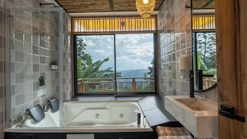 Cabin phong cách cổ điển | Phòng tắm | Khăn tắm