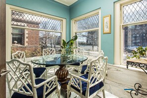 Sun deck - Frederick Stearns House Historic Inn (Detroit)