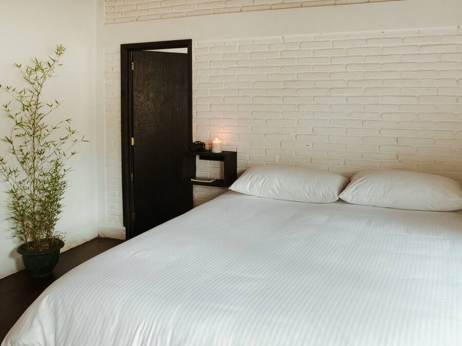 Quarto casal standard | Wi-Fi de cortesia, roupa de cama